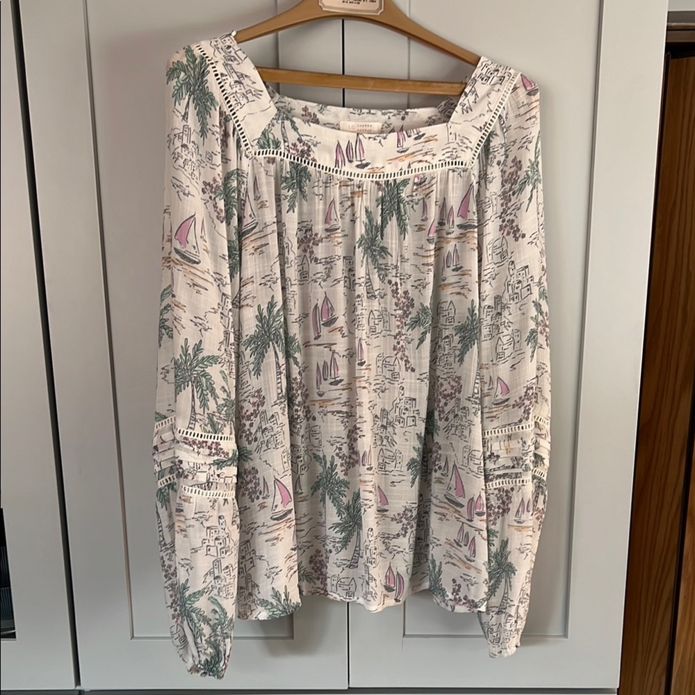 LC Lauren Conrad Gray and White Cuffed Sleeve Blouse with Bib Collar